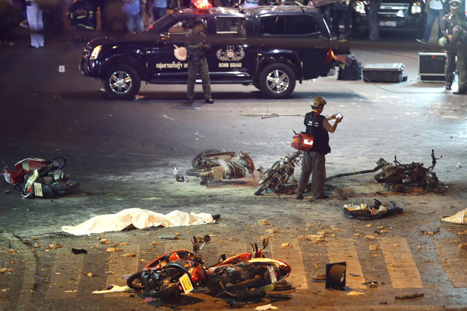 曼谷四面佛爆炸事件图片